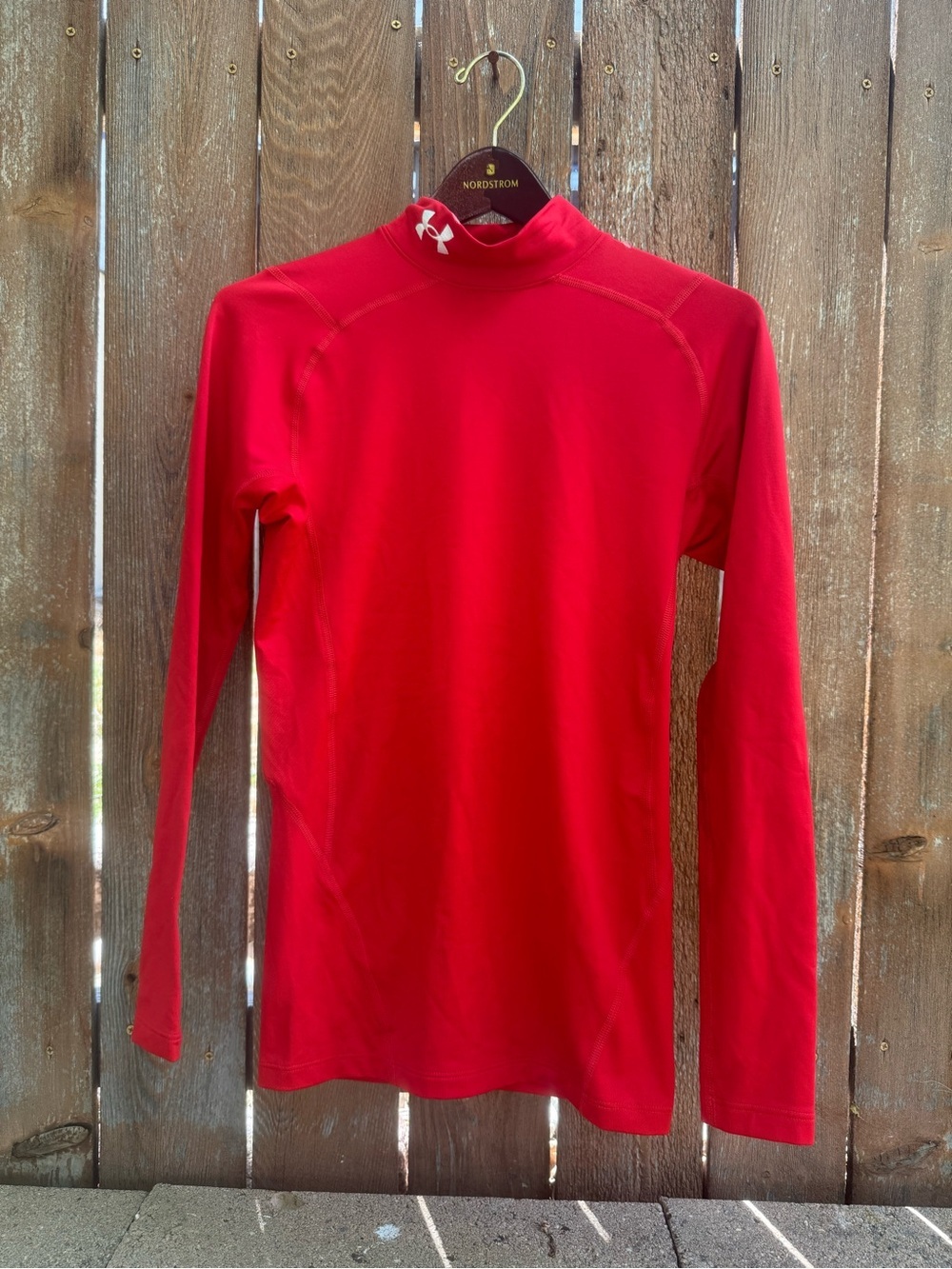 Under Armour Red Long Sleeve Compression Mock Neck Top Shirt Size Medium